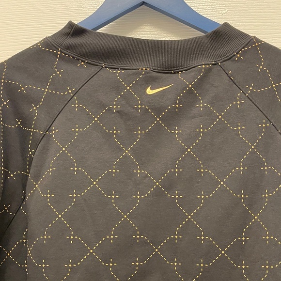 Nike Black Cropped Sweatshirt with Gold Stitching - Picture 6 of 7